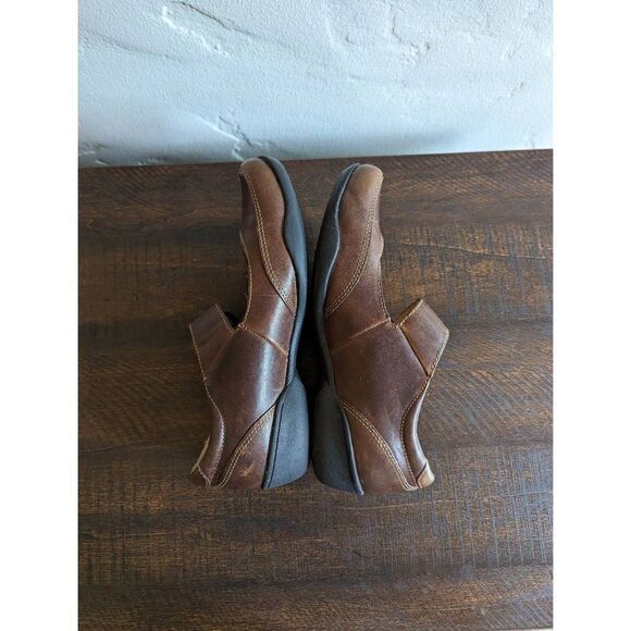 Taos Brown Leather Mary Jane Flats Shoes - Size 6 - Picture 6 of 8